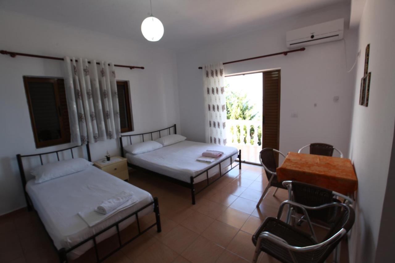 Hotel Lagjini Lukovë エクステリア 写真