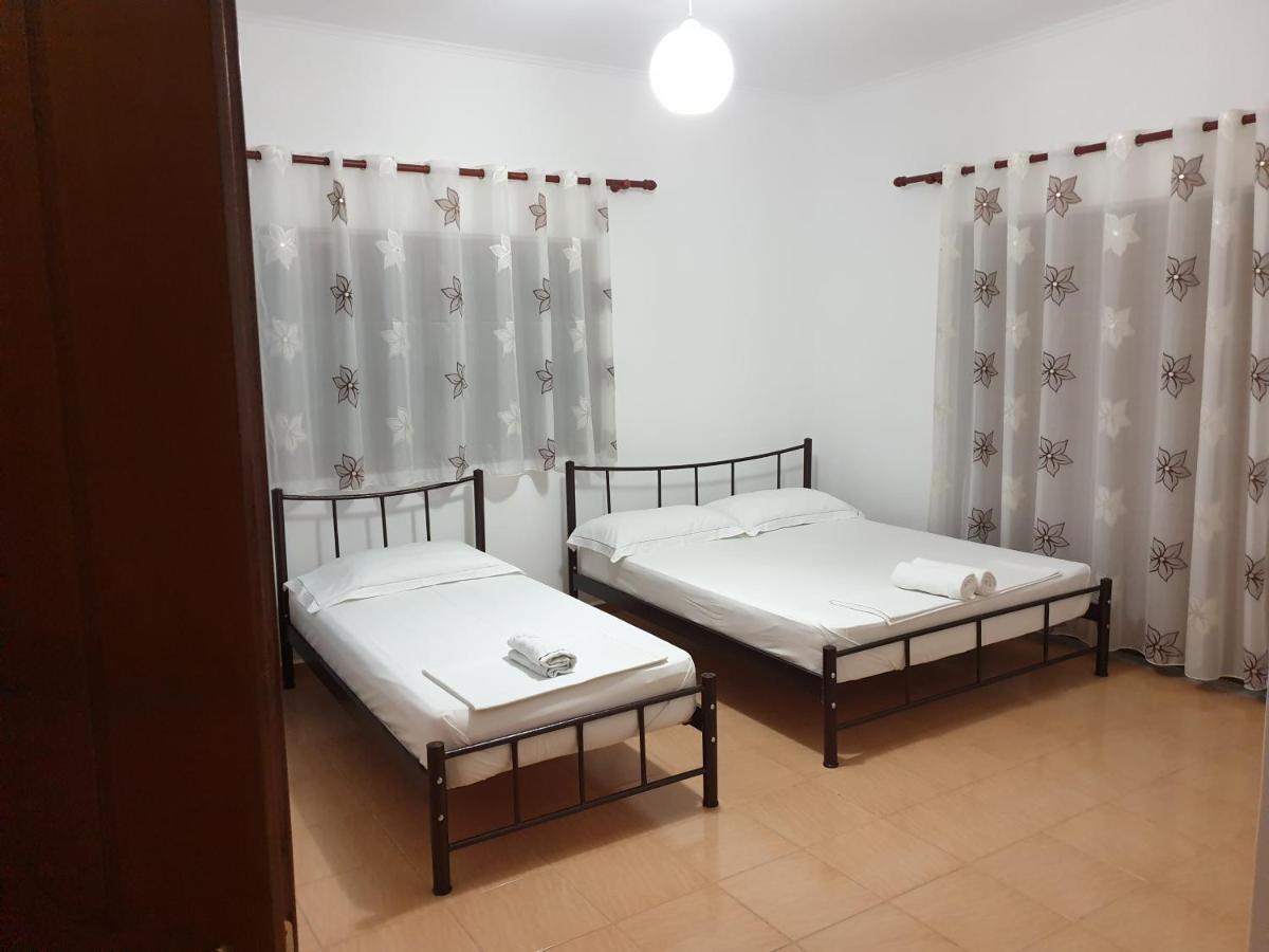 Hotel Lagjini Lukovë エクステリア 写真